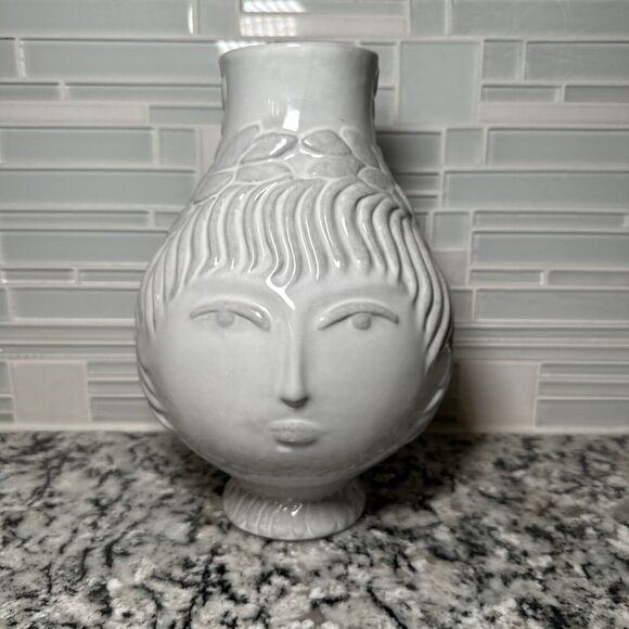 Jonathan Adler Other - JONATHAN ADLER Utopia Caesar Cornelia Stoneware Vase Reversible Faces Light Gray